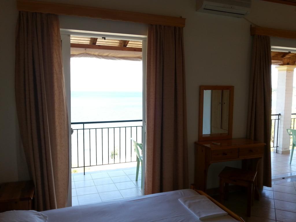 Angelica Apartment Perivolion Bagian luar foto