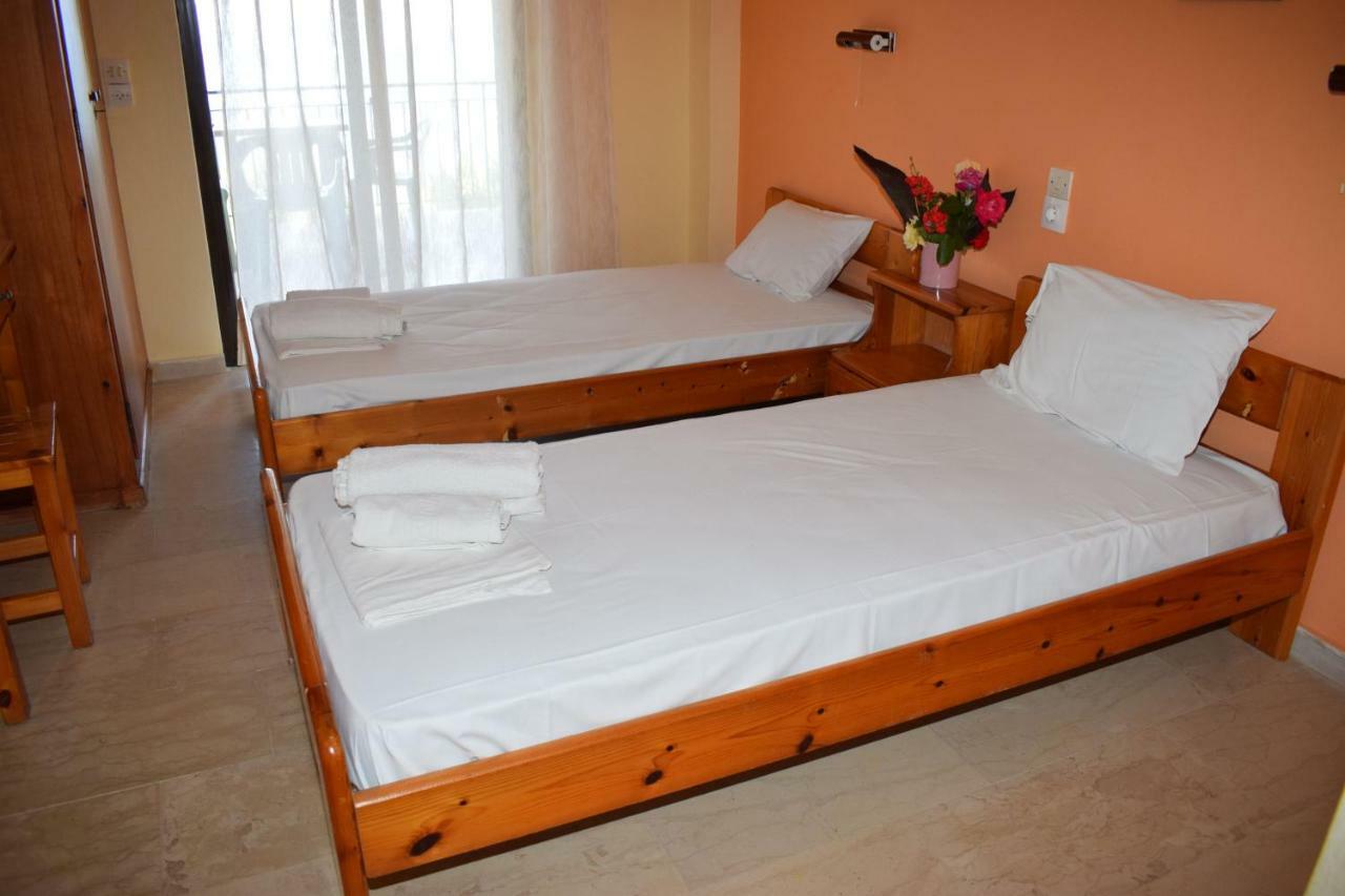 Angelica Apartment Perivolion Bagian luar foto
